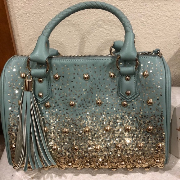 Handbags - Fashion. purse